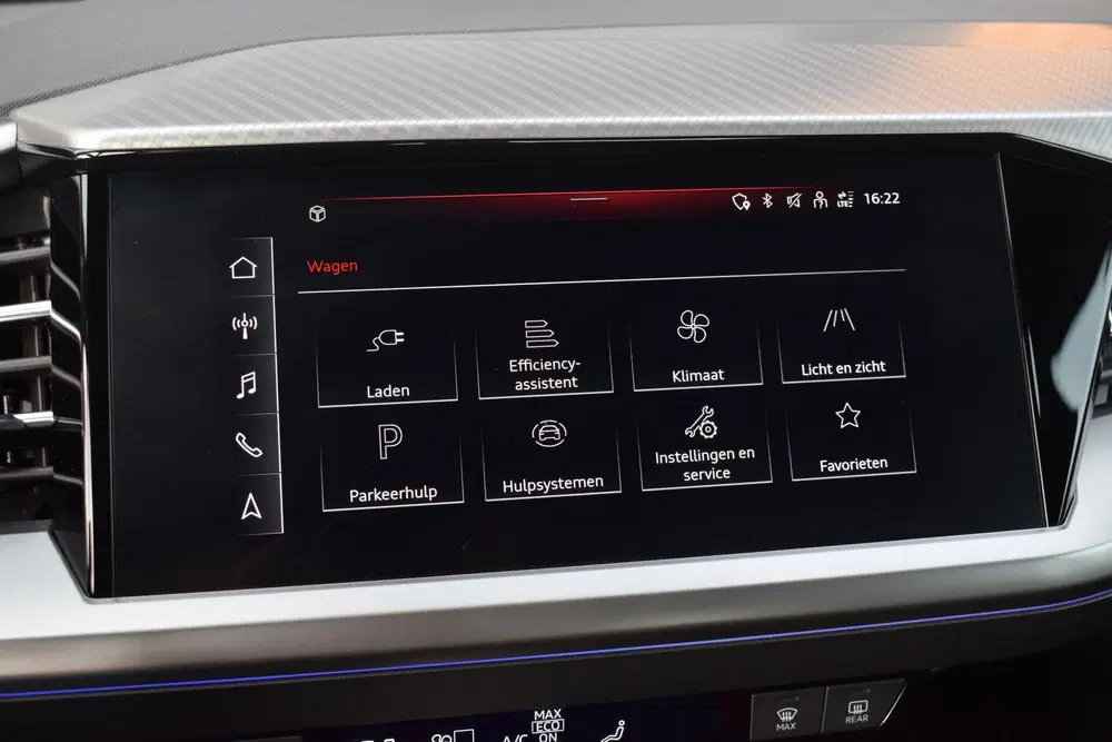 Audi Q4 e-tron 40 Launch edition 77 kWh uit 2021, foto 15
