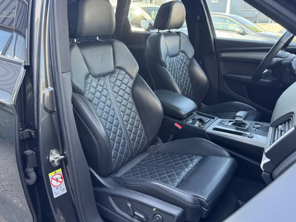 Audi Q5 55 TFSI e 367pk Quattro Competition S-Line uit 2019, foto 11