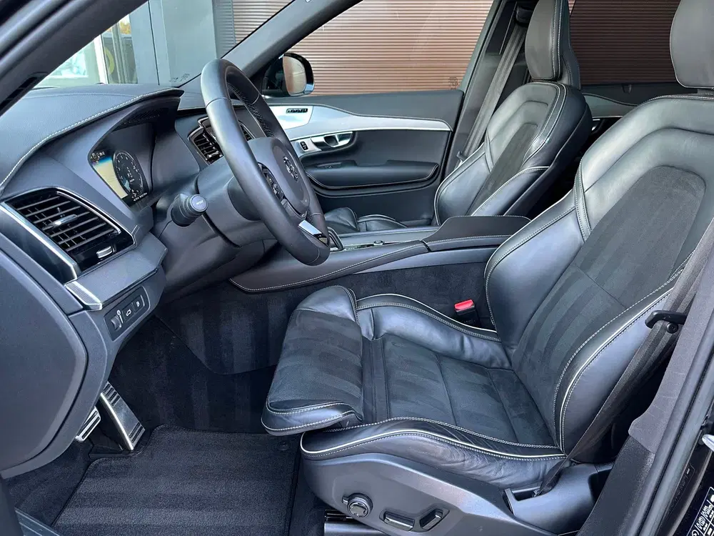 Volvo XC90 2.0 T8 Recharge AWD Ultimate Dark uit 2022, foto 10