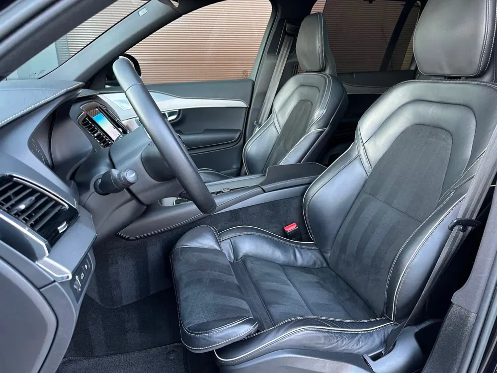 Volvo XC90 2.0 T8 Recharge AWD Ultimate Dark uit 2022, foto 8