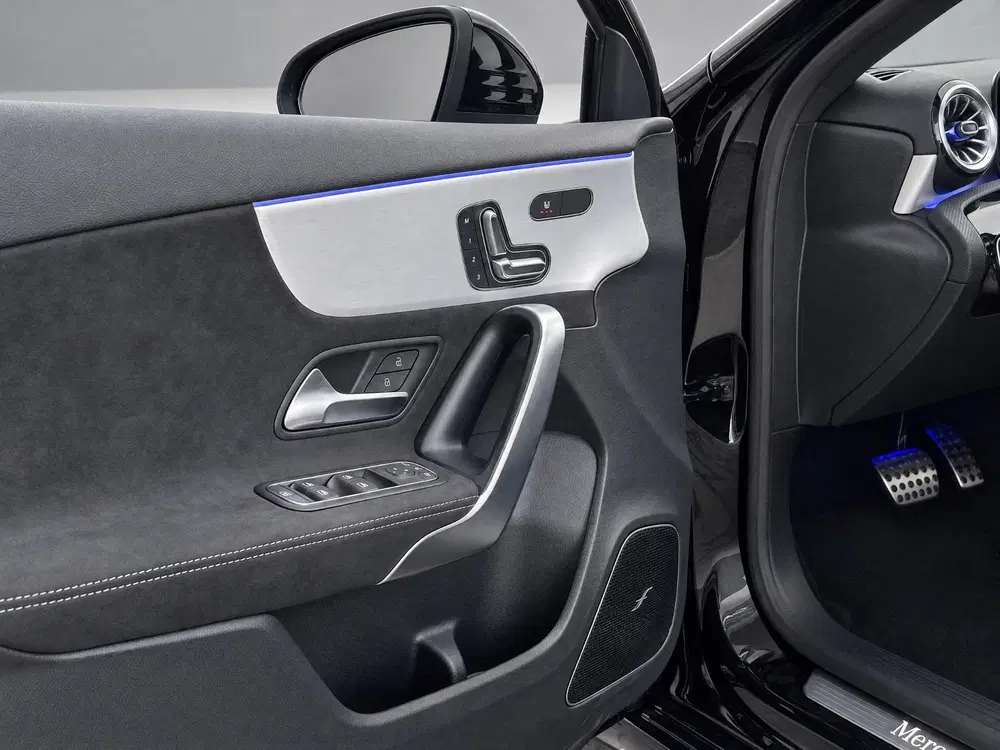 Mercedes-Benz A-Klasse 180 Business Solution AMG uit 2026, foto 9