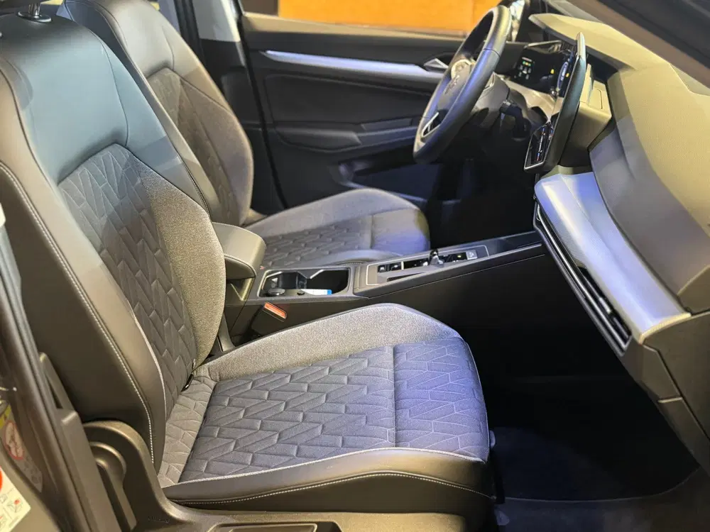 Volkswagen Golf 1.5 eHybrid Energy Edition uit 2026, foto 11