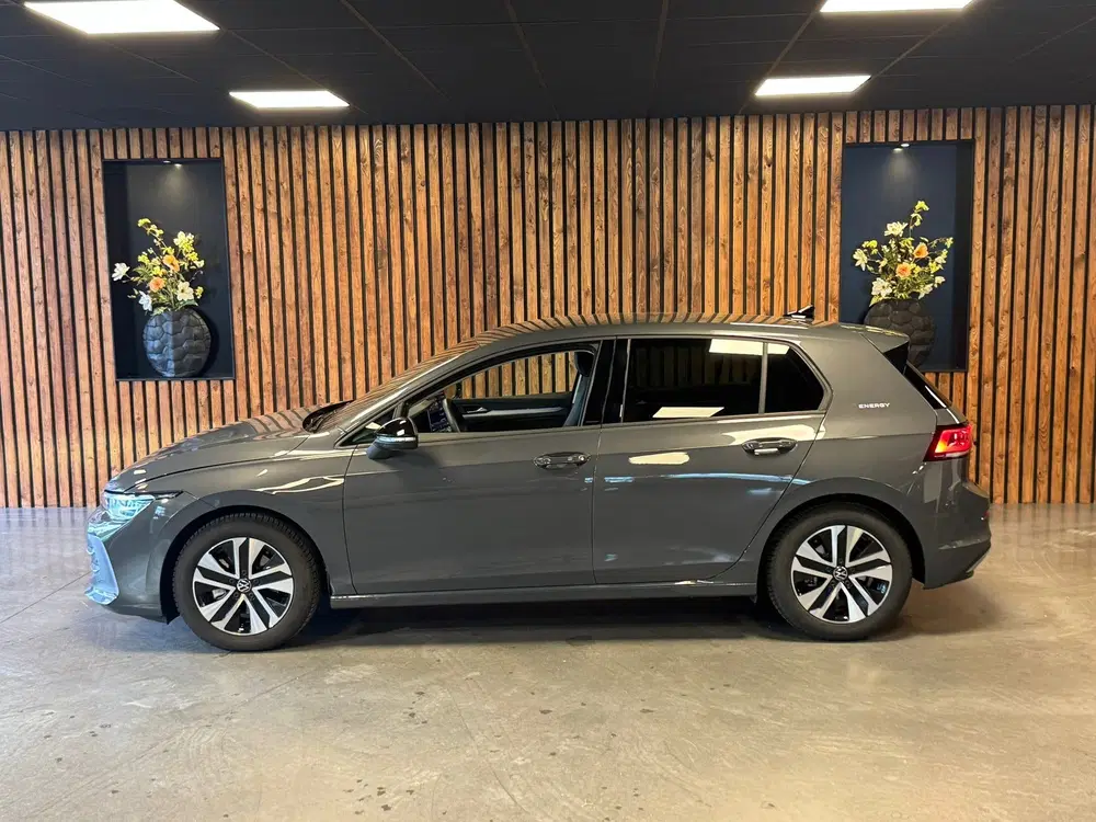 Volkswagen Golf 1.5 eHybrid Energy Edition uit 2026, foto 6