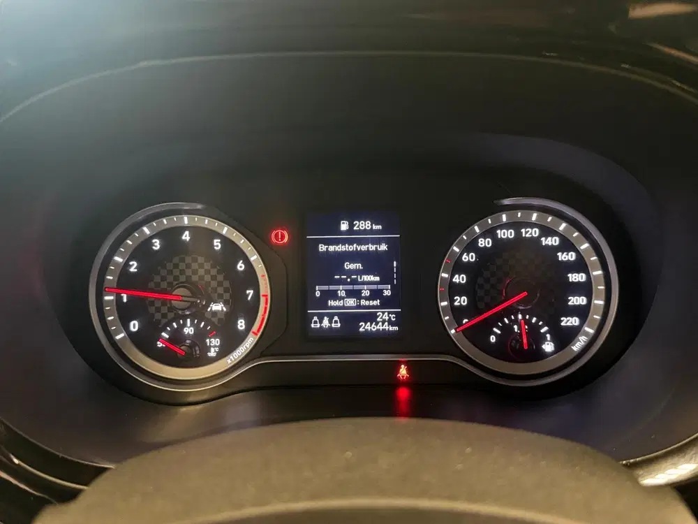 Hyundai i10 1.0 TURBO uit 2023, foto 14