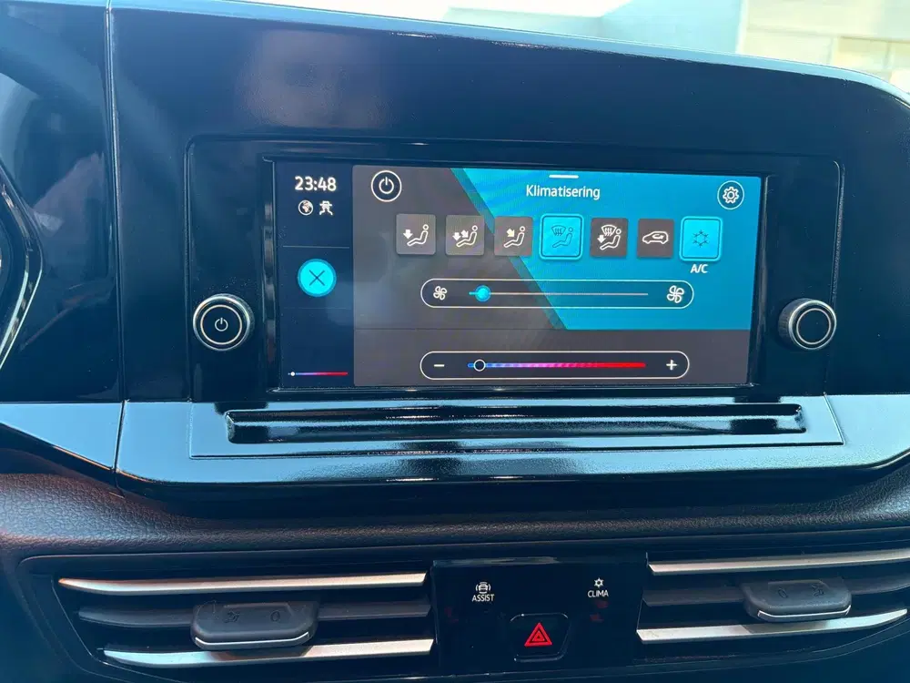 Volkswagen Caddy 2.0 TDI Sport Business uit 2023, foto 11