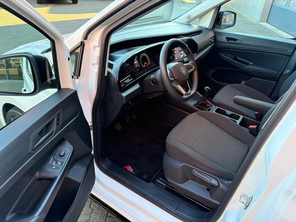 Volkswagen Caddy 2.0 TDI Sport Business uit 2023, foto 5