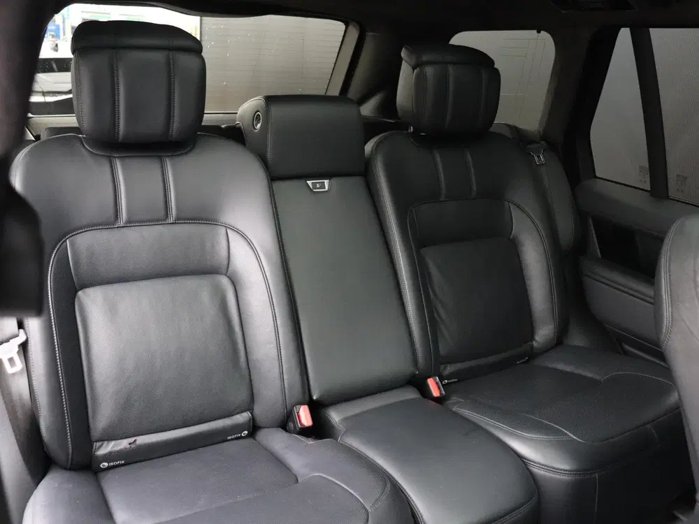 Land Rover Range Rover P400 Autobiography uit 2021, foto 15