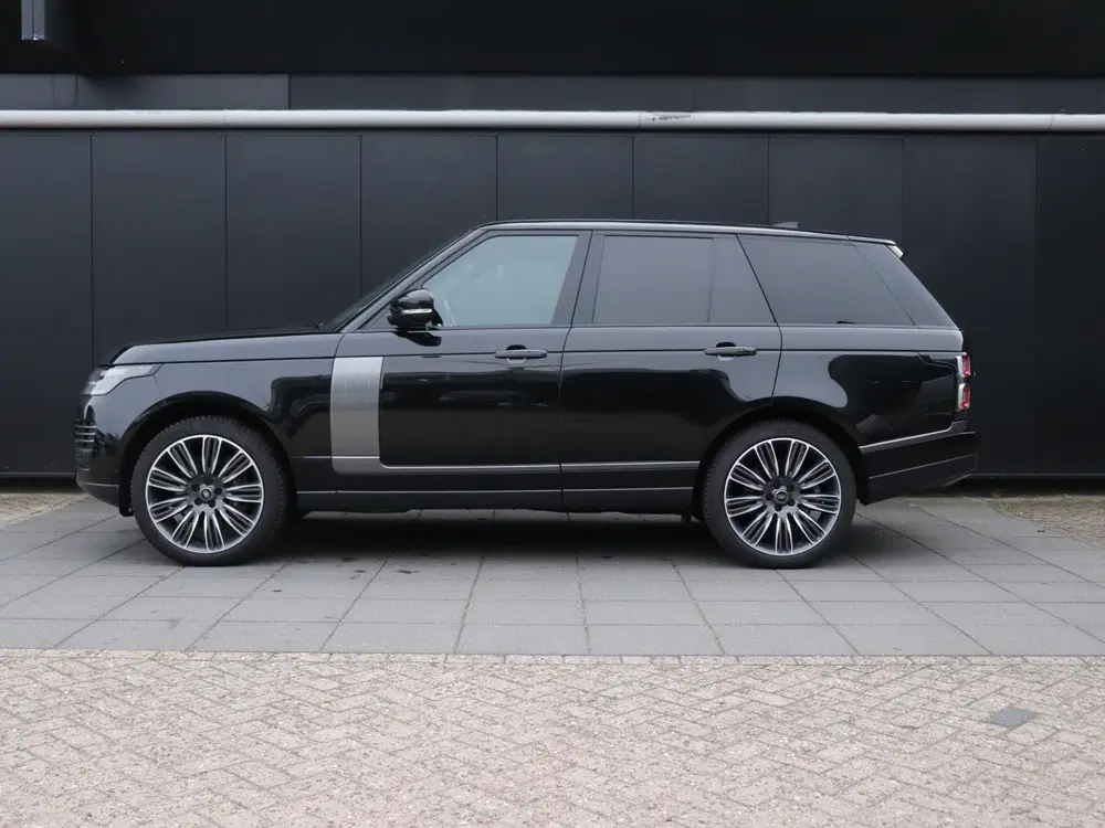 Land Rover Range Rover P400 Autobiography uit 2021, foto 2