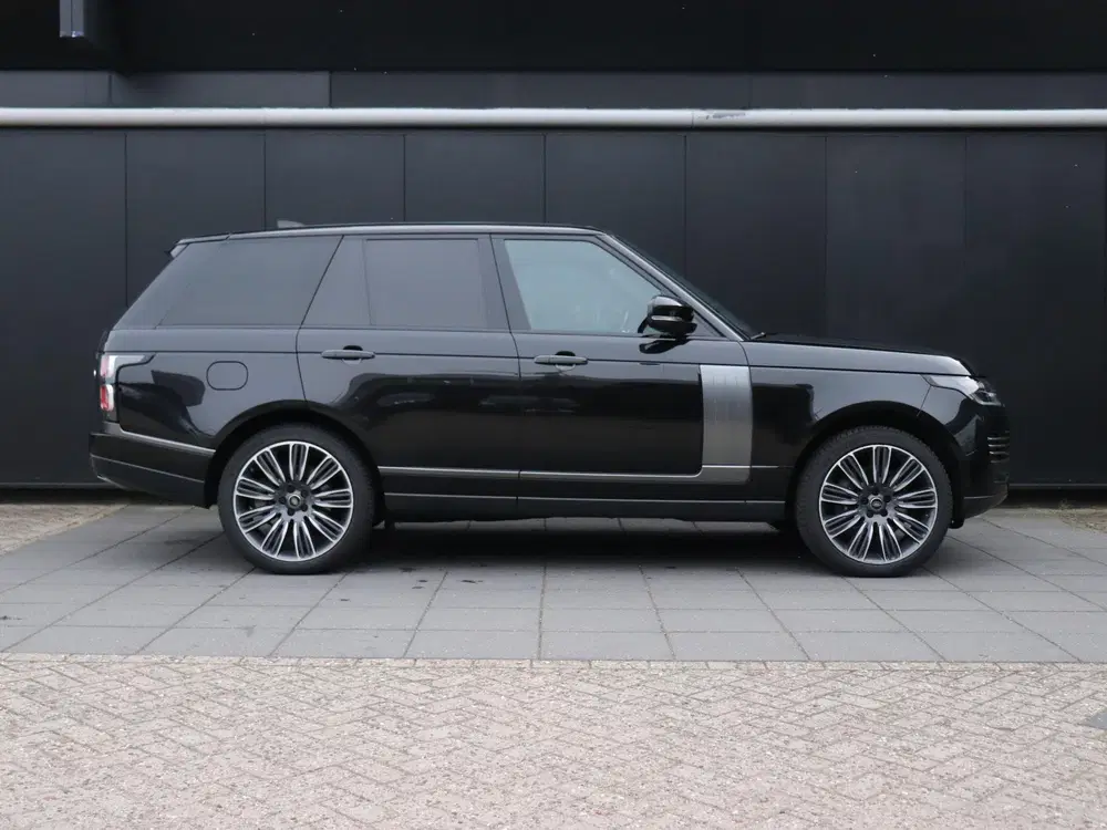 Land Rover Range Rover P400 Autobiography uit 2021, foto 4