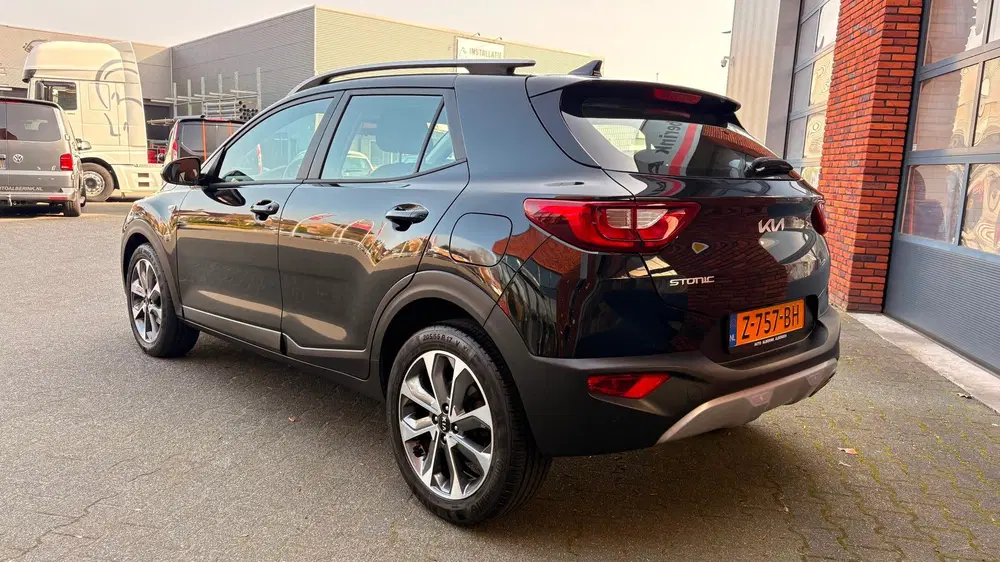 Kia Stonic 1.0 T-GDi MHEV DynamicLine uit 2024, foto 4