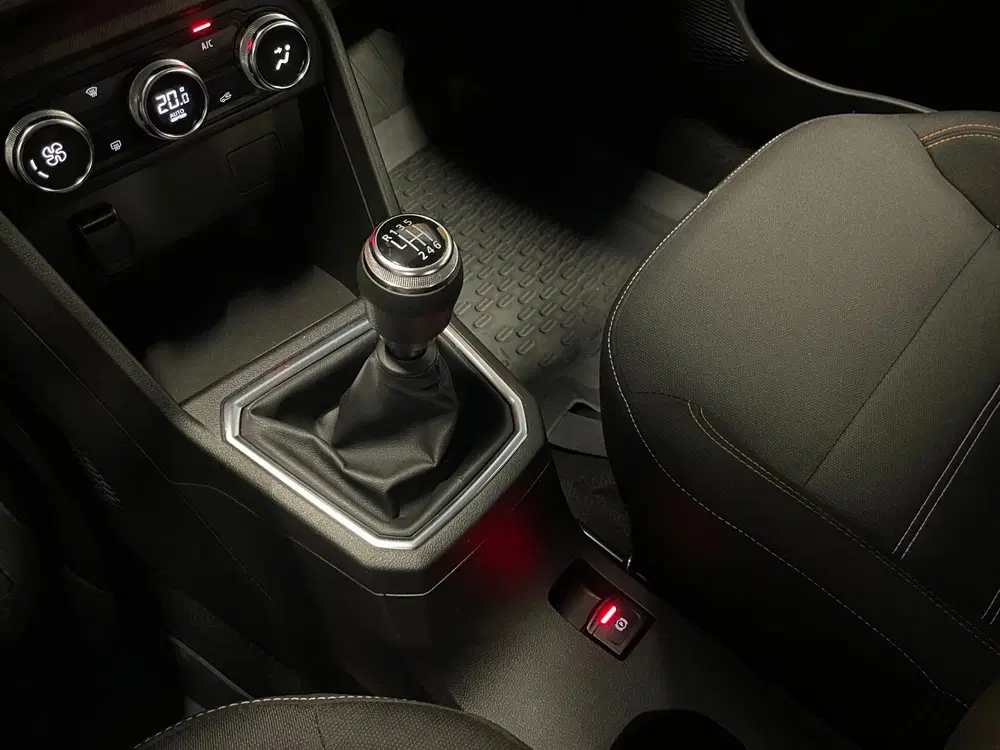 Dacia Sandero 1.0 TCe 91 PK uit 2022, foto 15