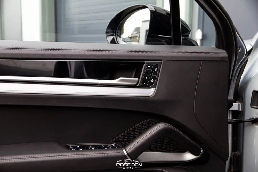Porsche Cayenne 3.0 E-Hybrid BTW uit 2023, foto 10