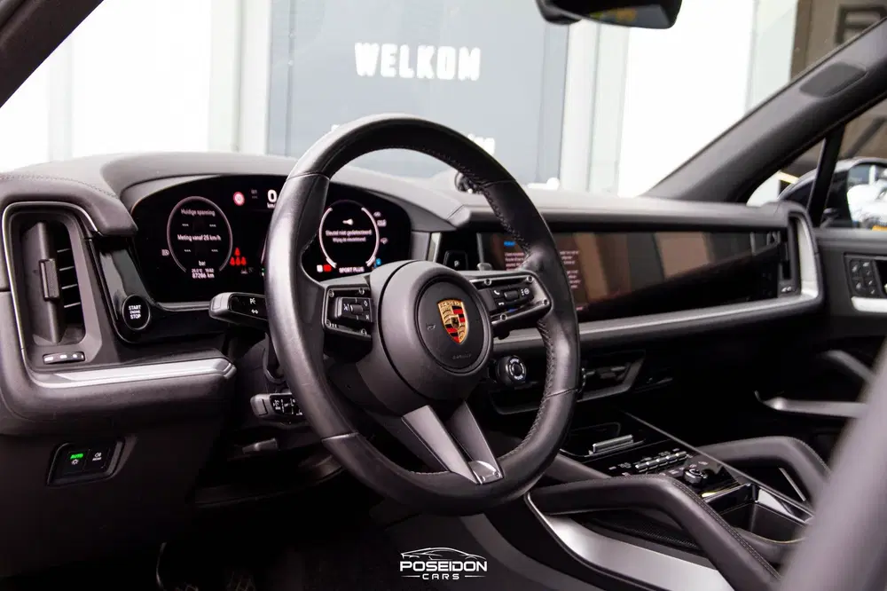 Porsche Cayenne 3.0 E-Hybrid BTW uit 2023, foto 14