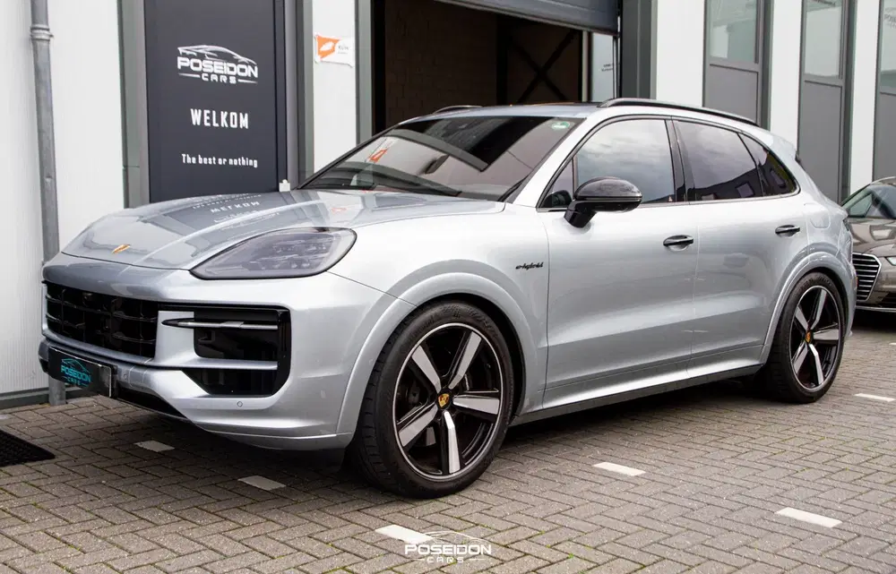 Porsche Cayenne 3.0 E-Hybrid BTW uit 2023, foto 3