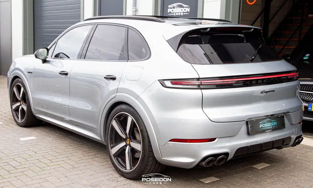 Porsche Cayenne 3.0 E-Hybrid BTW uit 2023, foto 5
