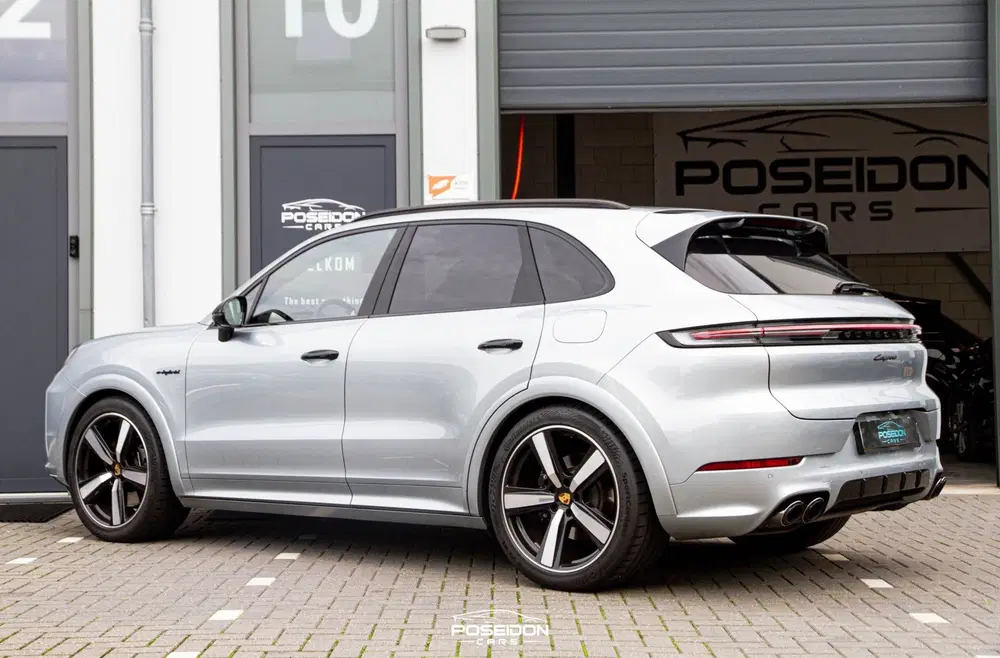 Porsche Cayenne 3.0 E-Hybrid BTW uit 2023, foto 7