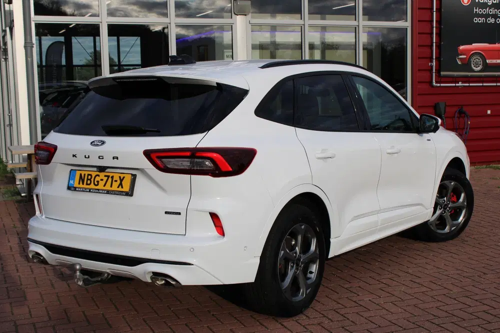 Ford Kuga 2.5 PHEV 243pk ST-Line X Automaat uit 2025, foto 2