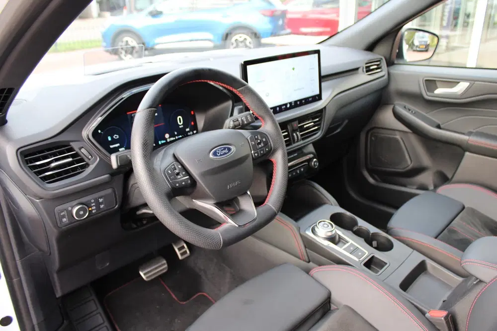 Ford Kuga 2.5 PHEV 243pk ST-Line X Automaat uit 2025, foto 6