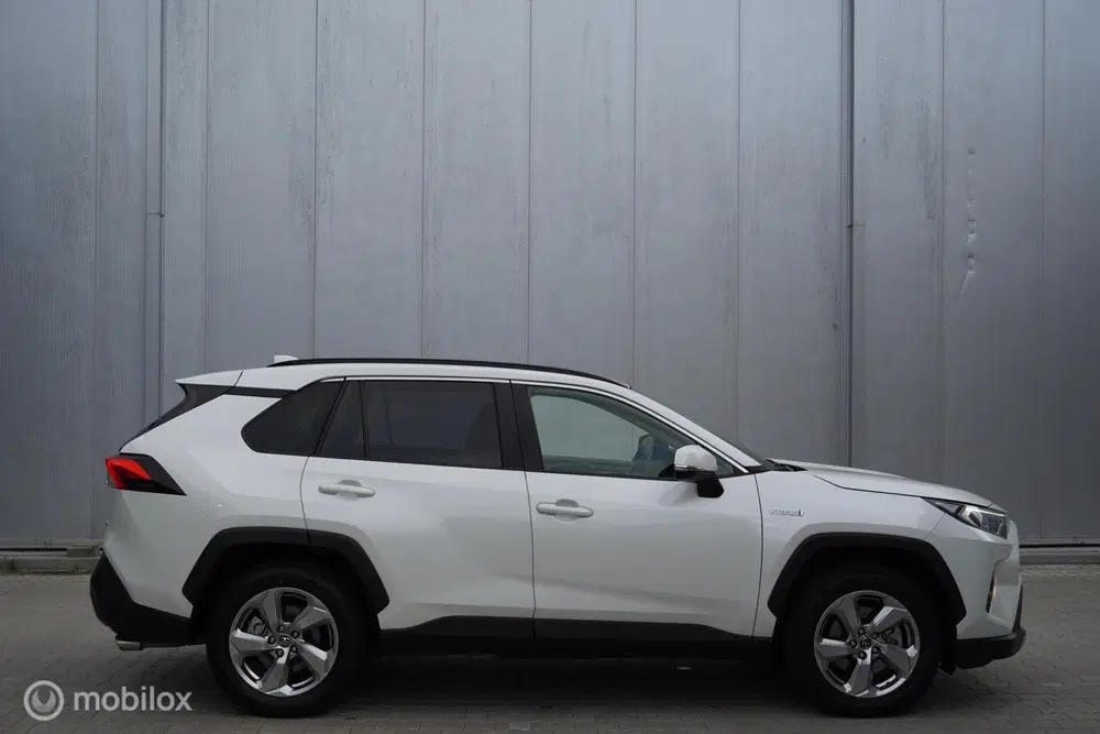 Toyota RAV 4 2.5 Hybrid AWD Dynamic uit 2019, foto 3