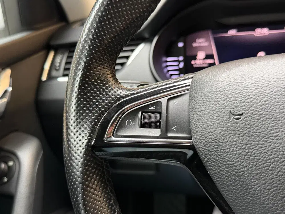 Skoda Octavia 1.0 TSI Greentech Style Business Automaa uit 2019, foto 8