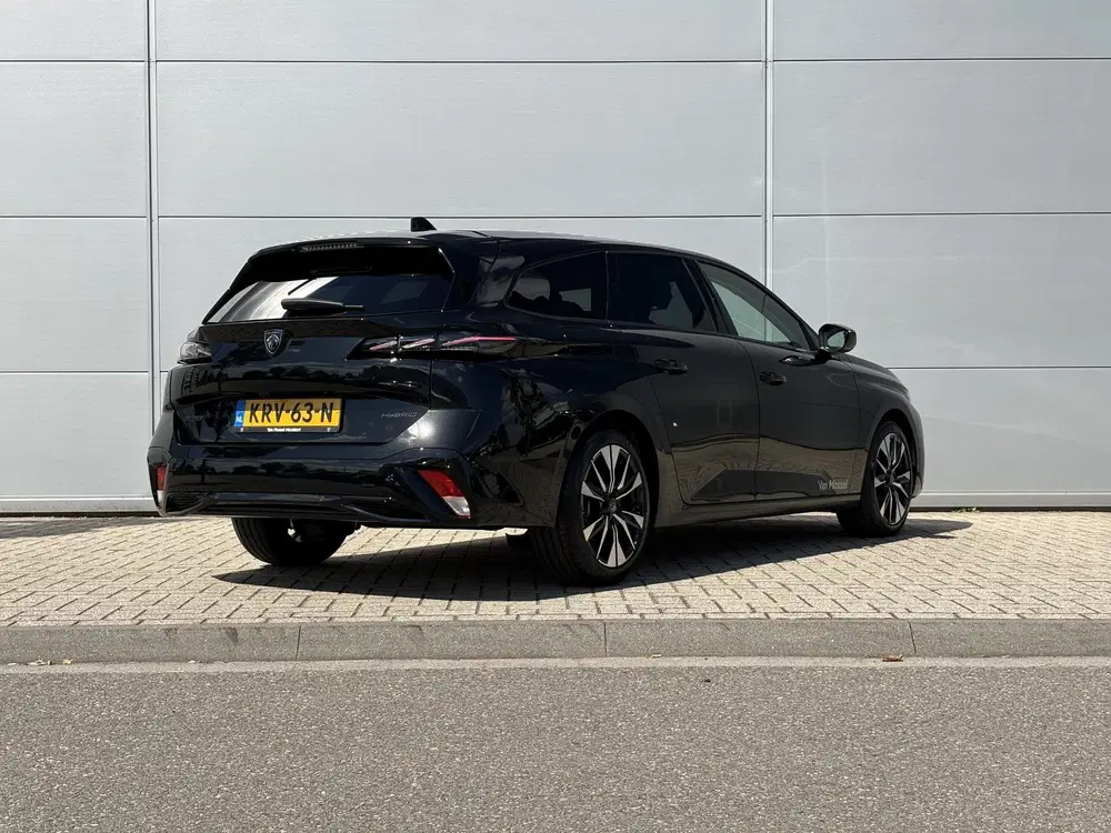 Peugeot 308 1.2 Hybrid 145 e-DCS6 Allure uit 2026, foto 6