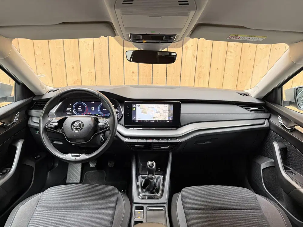 Skoda Octavia 1.0 TSI Business Edition Apple CarPlay uit 2024, foto 3