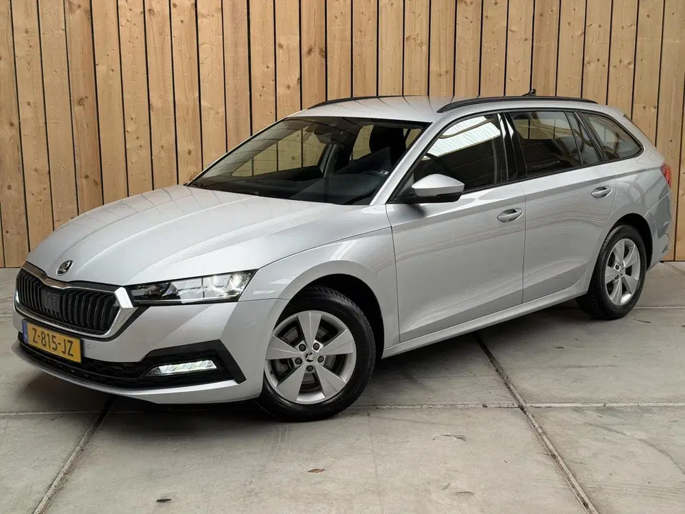 Skoda Octavia 1.0 TSI Business Edition Apple CarPlay uit 2024, foto 4