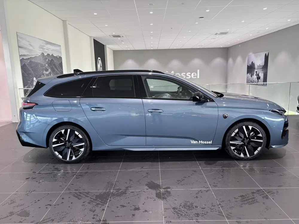Peugeot 308 GT 54 kWh uit 2026, foto 4