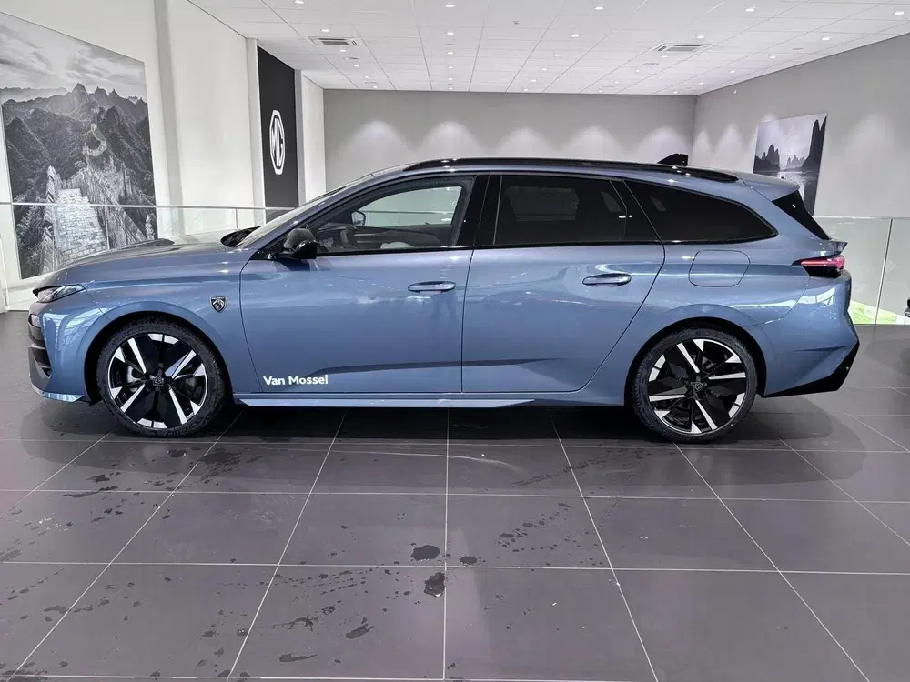 Peugeot 308 GT 54 kWh uit 2026, foto 5