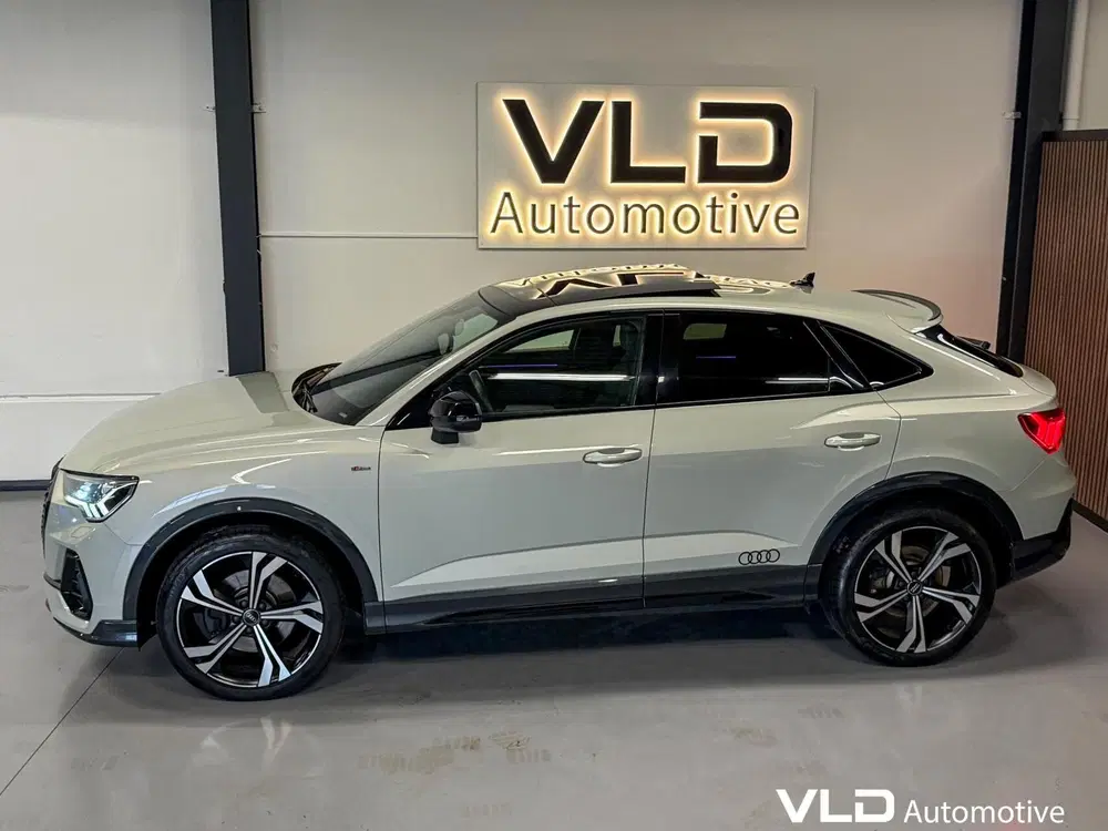 Audi Q3 45 TFSI quattro S Edition 360* B&O MATRIX uit 2020, foto 2