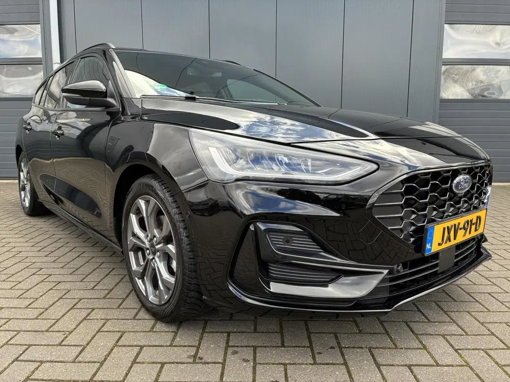 Ford Focus 1.0 EcoBoost 125 PK Hybrid ST Line uit 2024, foto 2
