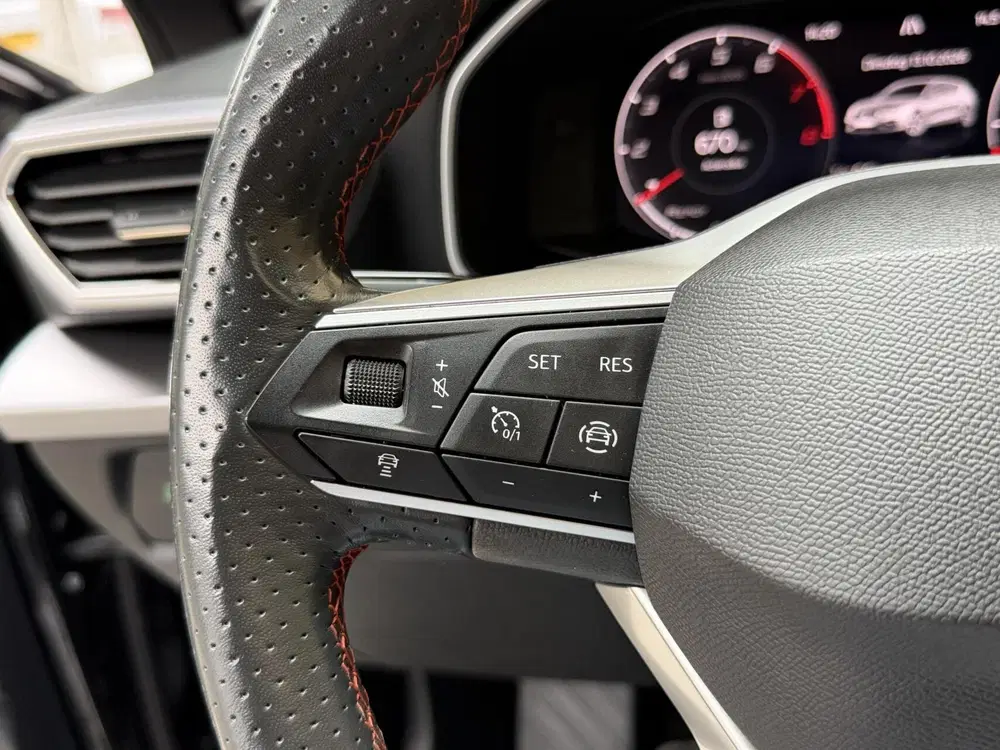 SEAT Leon 1.0 TSI FR Business Intense Achteruitrijca uit 2023, foto 8