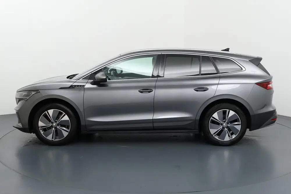 Skoda Enyaq 80 Elektrisch comfort met een vleugje luxe uit 2022, foto 13