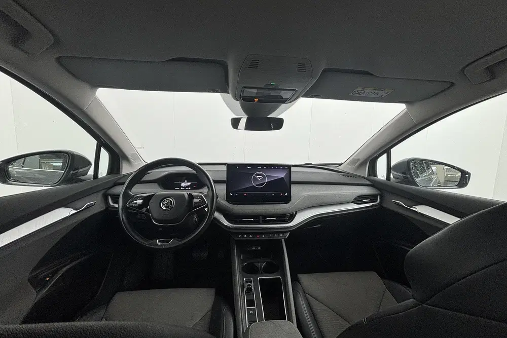 Skoda Enyaq 80 Elektrisch comfort met een vleugje luxe uit 2022, foto 2