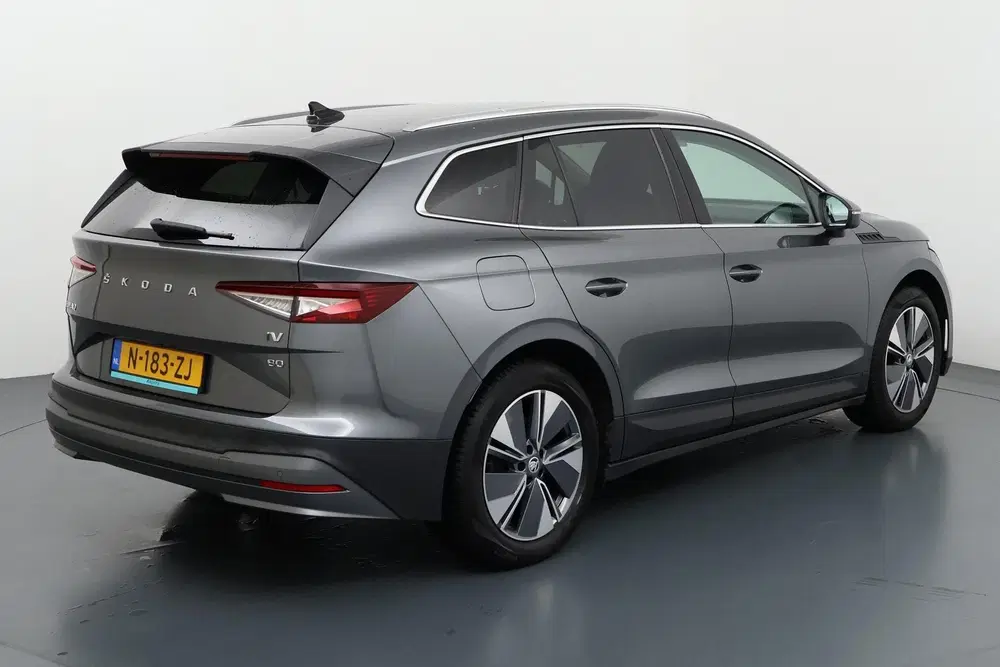 Skoda Enyaq 80 Elektrisch comfort met een vleugje luxe uit 2022, foto 6