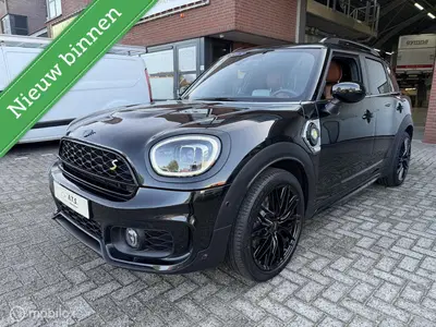 Mini Countryman 1.5 Cooper S E ALL4*JCW-PAKKET*PANO-DAK*AC uit 2023