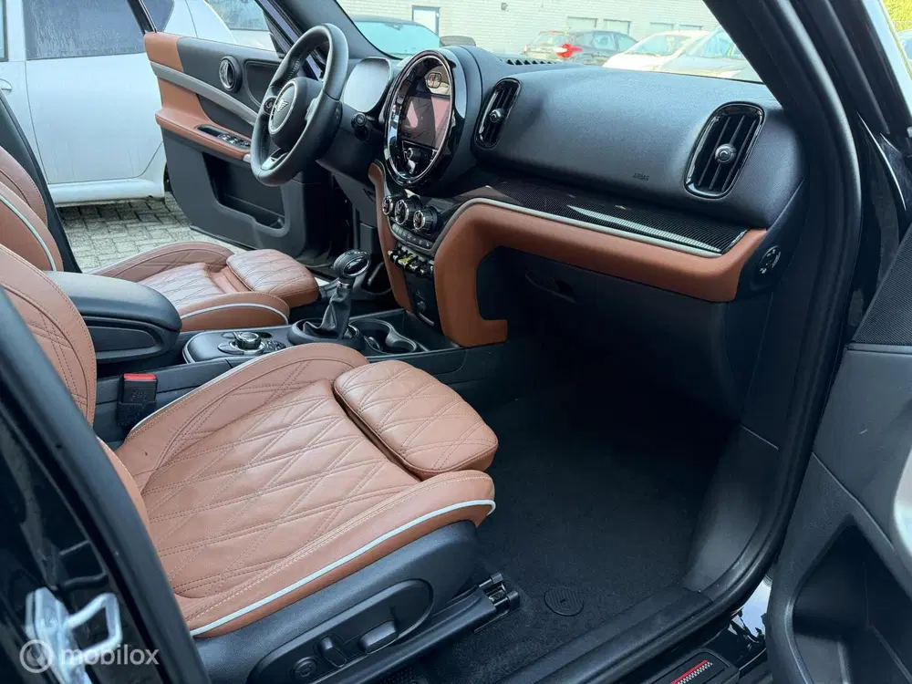 Mini Countryman 1.5 Cooper S E ALL4*JCW-PAKKET*PANO-DAK*AC uit 2023, foto 10