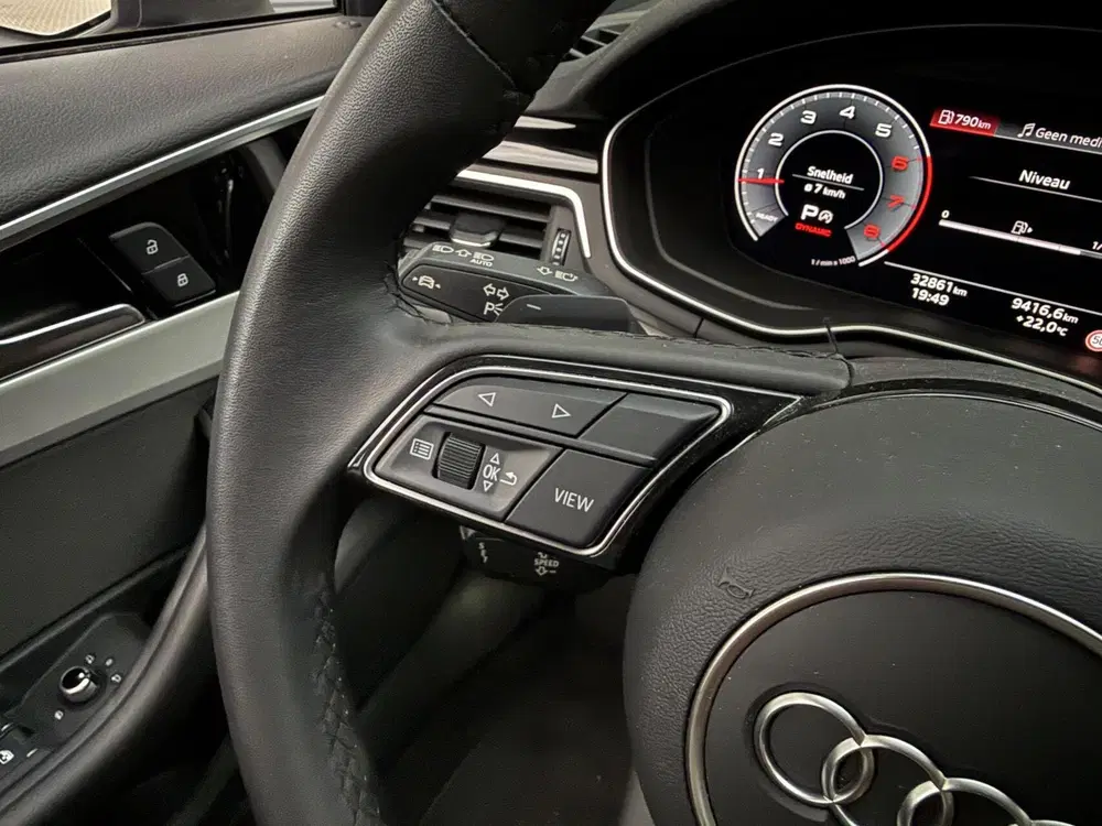 Audi A4 35 TFSI Advanced Edition uit 2023, foto 12