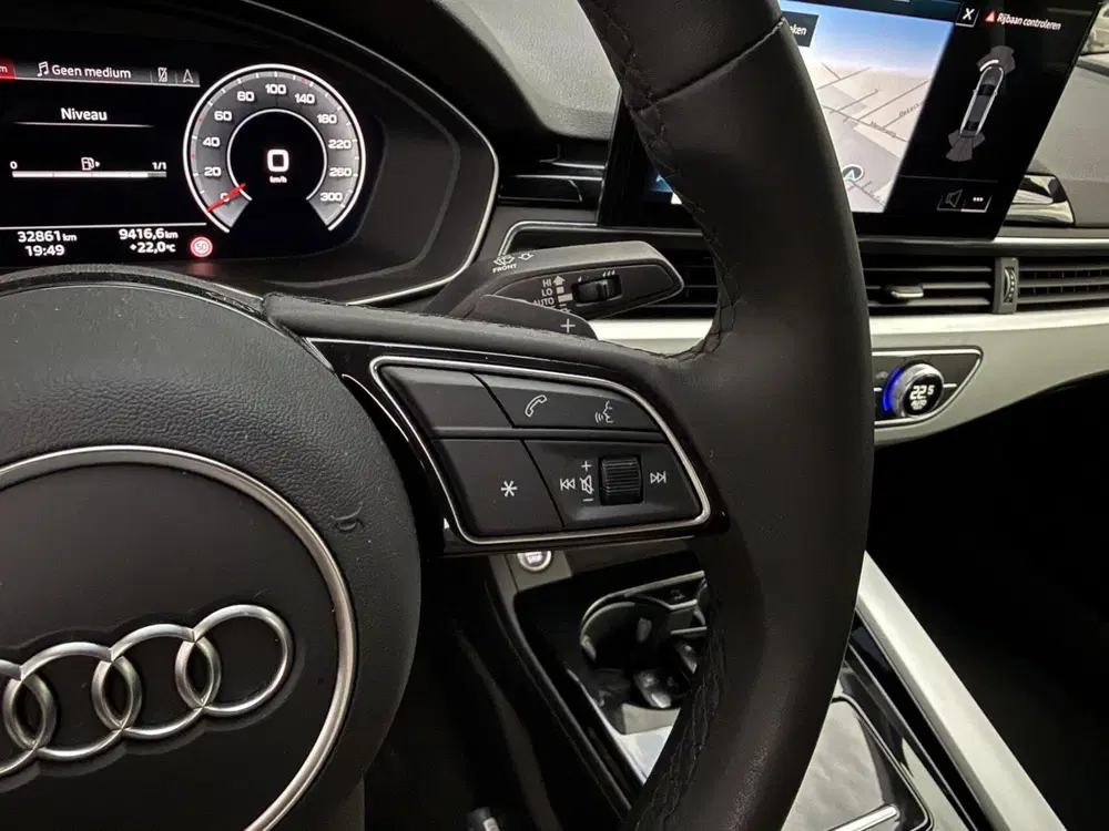 Audi A4 35 TFSI Advanced Edition uit 2023, foto 13