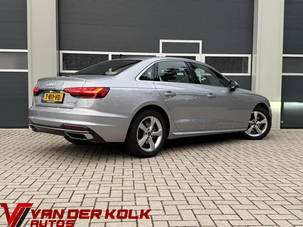 Audi A4 35 TFSI Advanced Edition uit 2023, foto 2