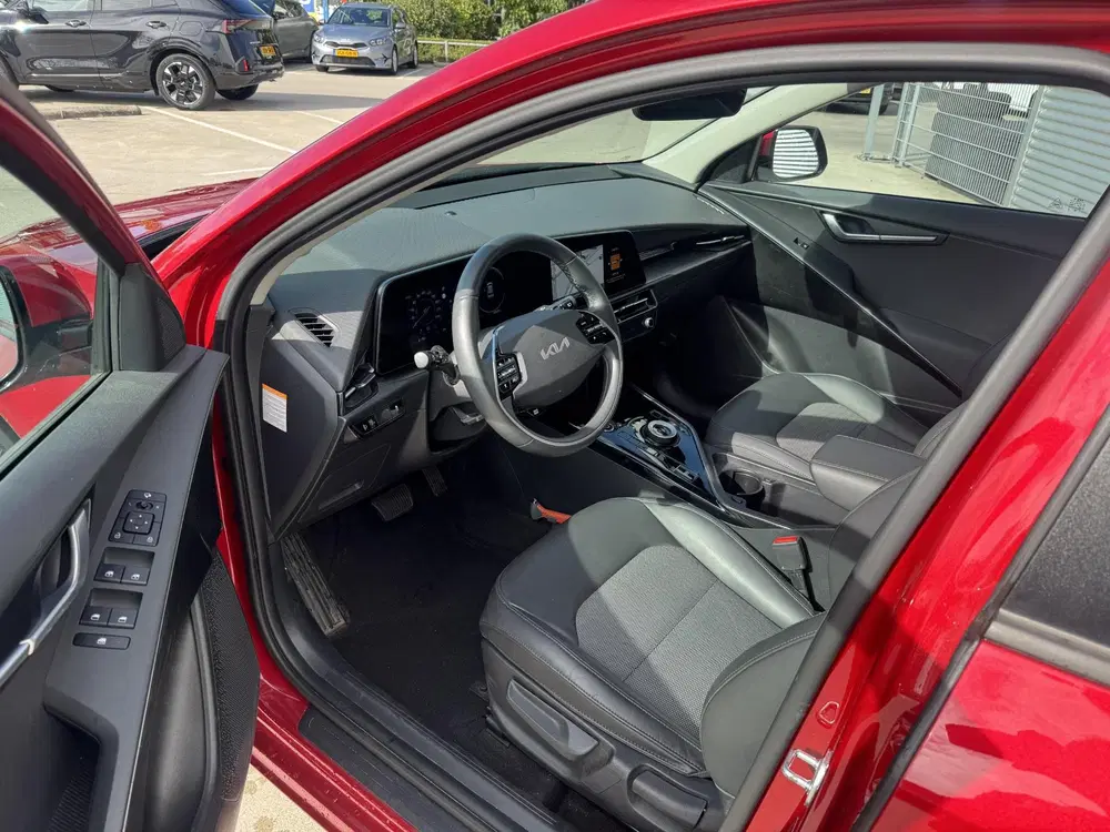 Kia Niro DynamicLine 64.8 kWh SOH 100% uit 2022, foto 3