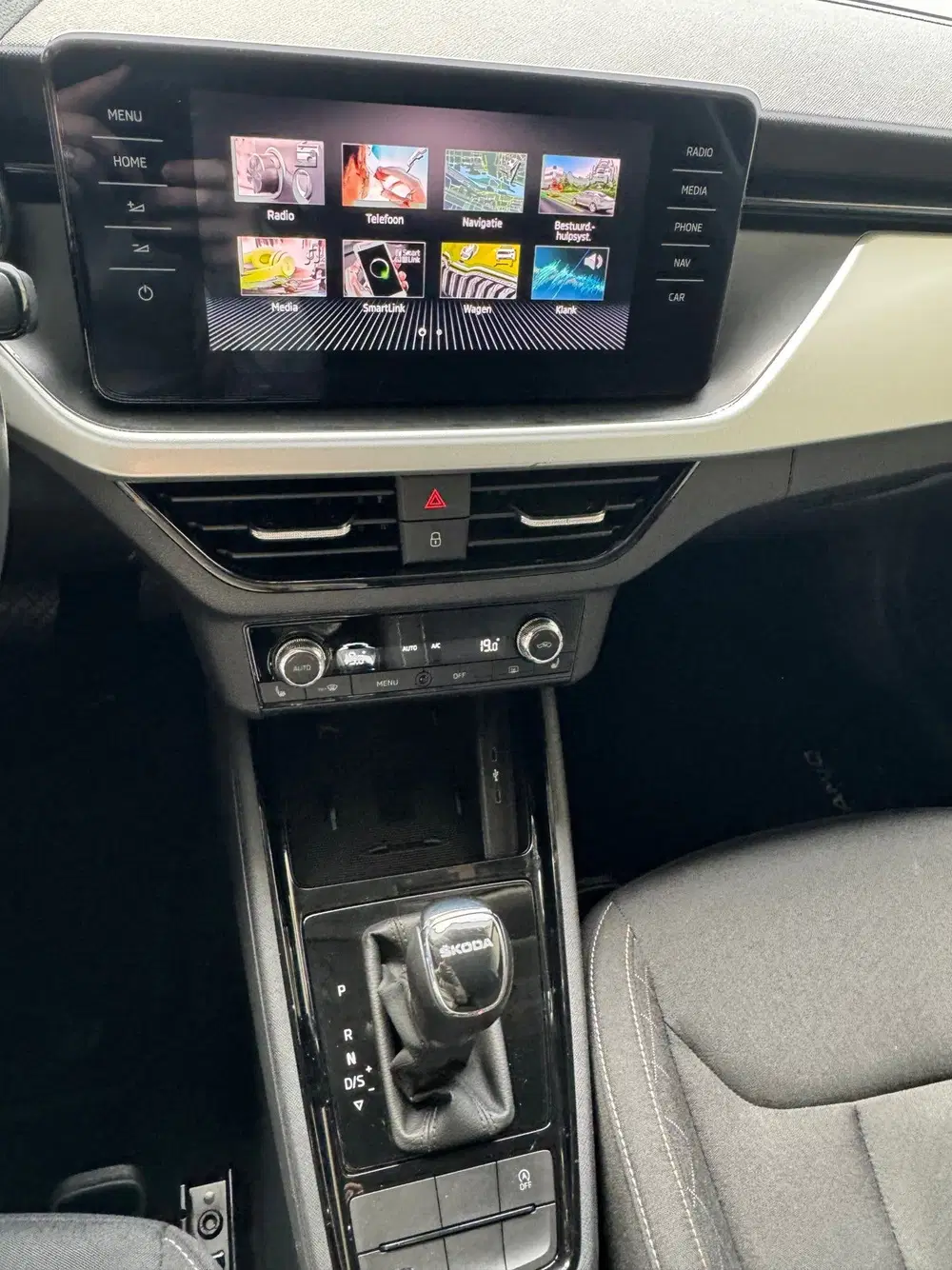 Skoda Kamiq 1.0 TSI Ambition virtual uit 2019, foto 14