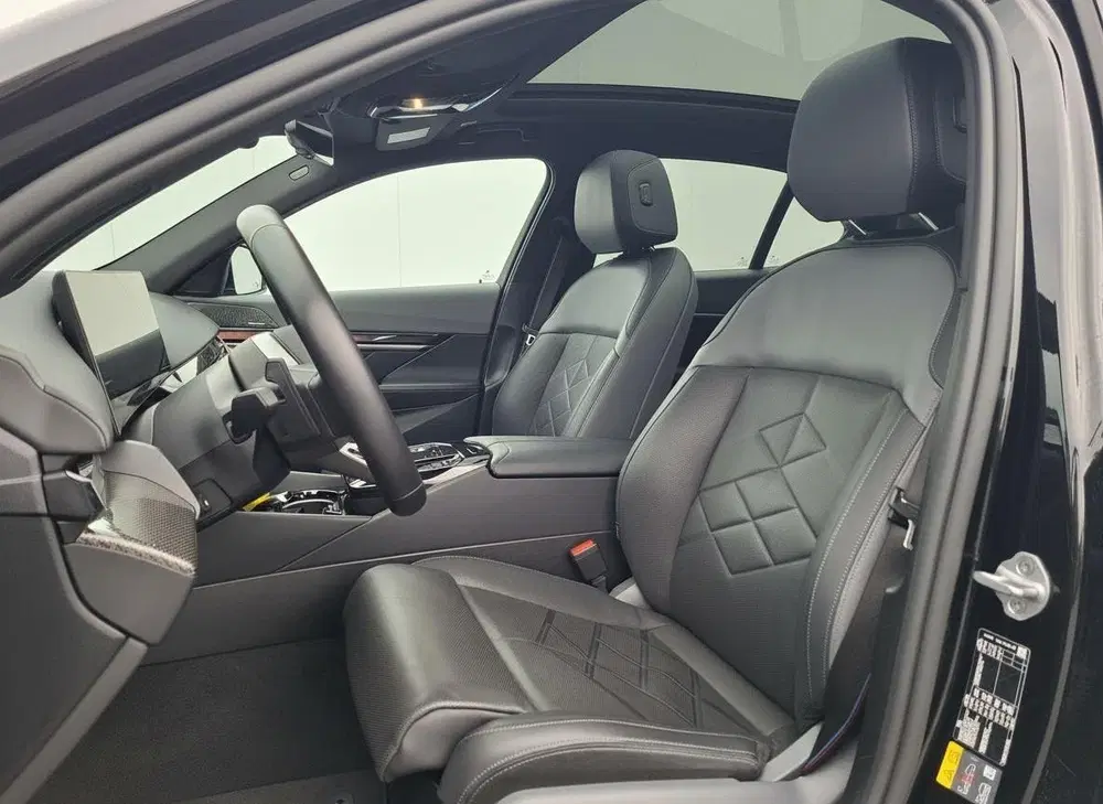 BMW i5 eDrive40 84kWh uit 2023, foto 4