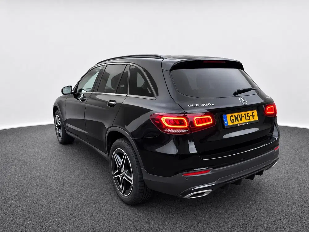 Mercedes-Benz GLC 300e 4MATIC Business Solution AMG N uit 2021, foto 6