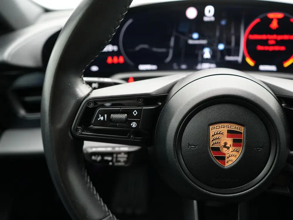 Porsche Taycan 4 93 kWh 380pk uit 2023, foto 10
