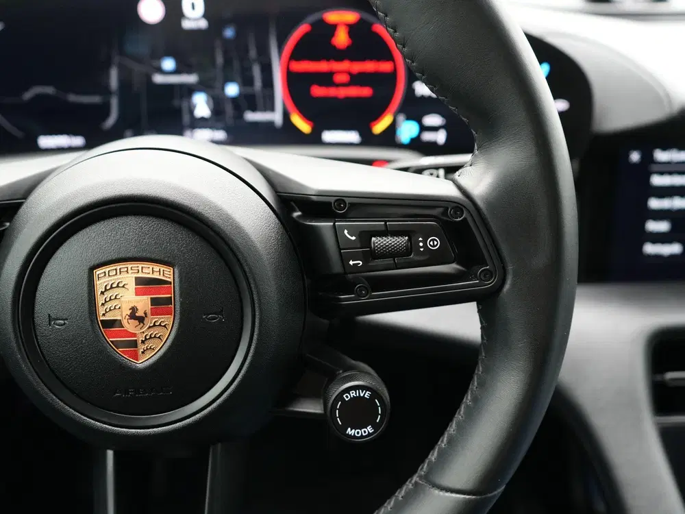 Porsche Taycan 4 93 kWh 380pk uit 2023, foto 11