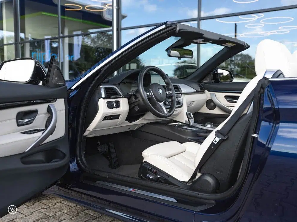 BMW 4-serie 440i Cabrio LCI II – Indi uit 2020, foto 2