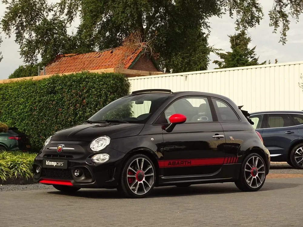 Abarth 595C 1.4 T-Jet Abarth Turismo uit 2022, foto 3