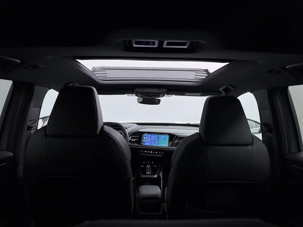 Audi Q4 e-tron 40 S edition 77 kWh uit 2023, foto 13