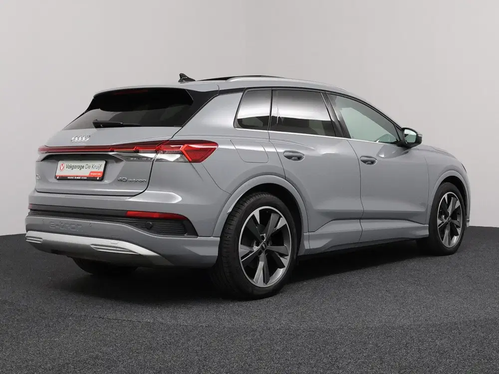 Audi Q4 e-tron 40 S edition 77 kWh uit 2023, foto 2